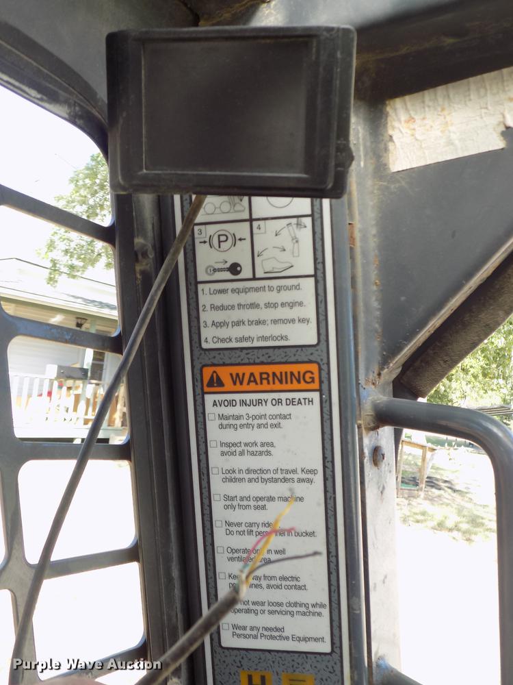 image for item DD3469 2008 Gehl 5640 skid steer