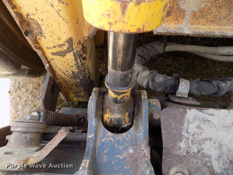 image for item DD3469 2008 Gehl 5640 skid steer