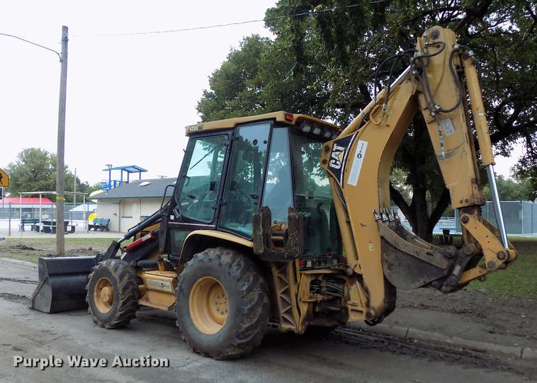 image for item DD3470 Caterpillar 420D backhoe