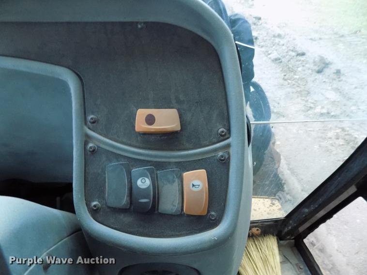 image for item DD3470 Caterpillar 420D backhoe