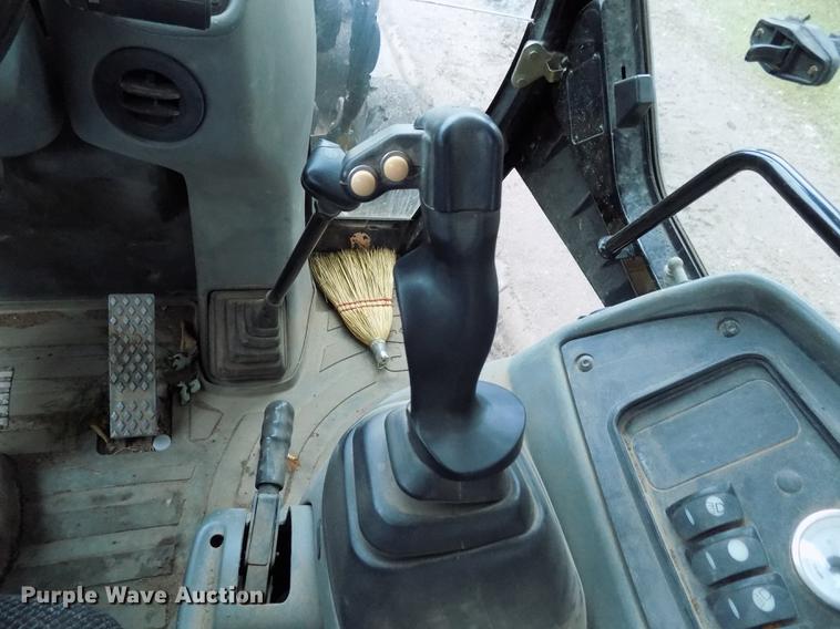 image for item DD3470 Caterpillar 420D backhoe