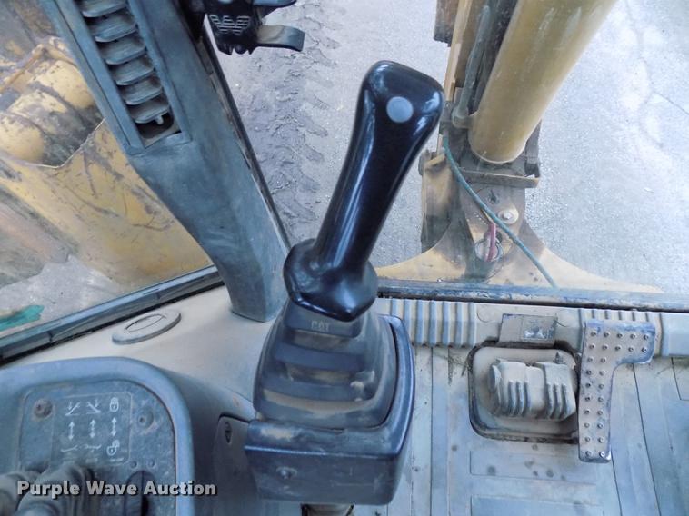 image for item DD3470 Caterpillar 420D backhoe