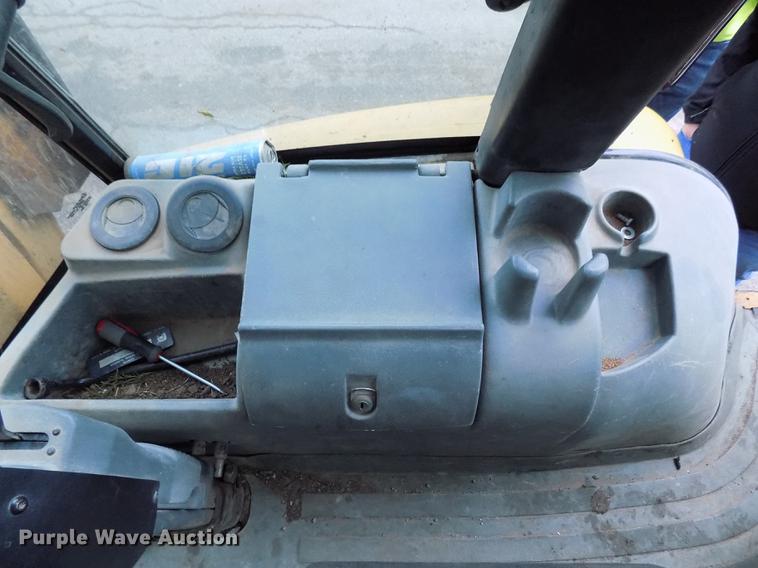 image for item DD3470 Caterpillar 420D backhoe