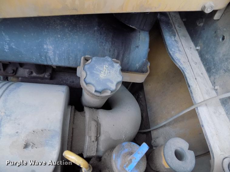 image for item DD3470 Caterpillar 420D backhoe