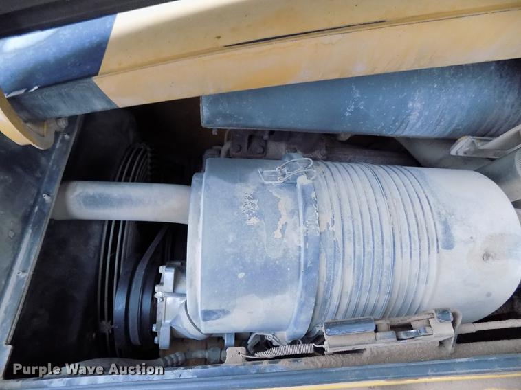 image for item DD3470 Caterpillar 420D backhoe