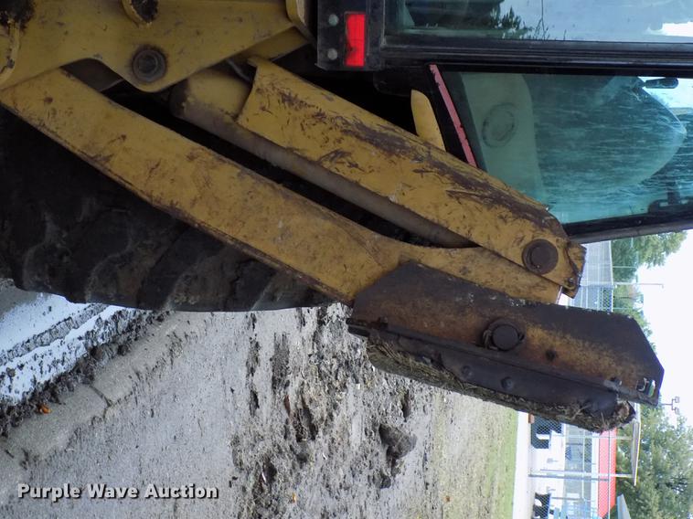 image for item DD3470 Caterpillar 420D backhoe
