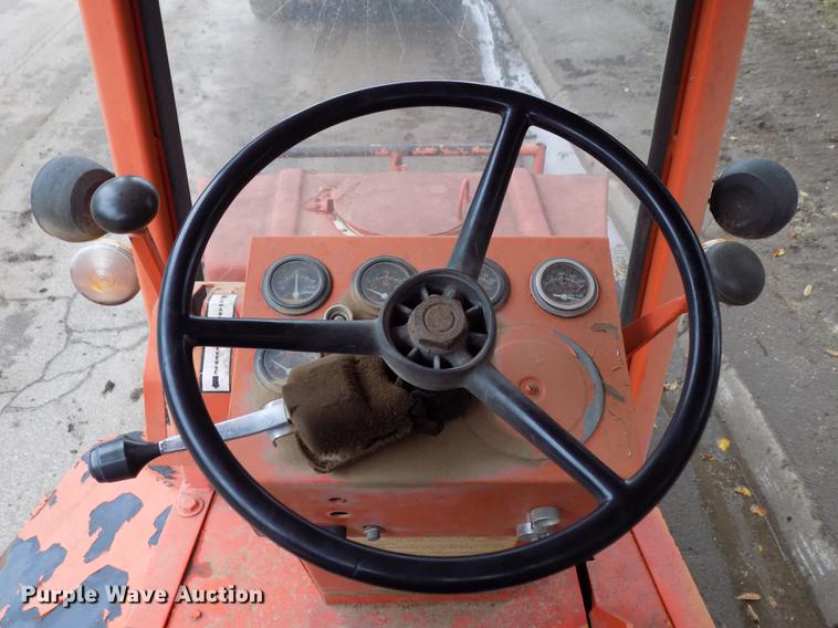 image for item DD3471 Waldon Sweepmaster broom