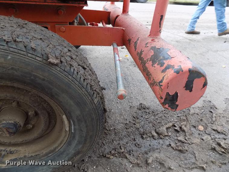 image for item DD3471 Waldon Sweepmaster broom