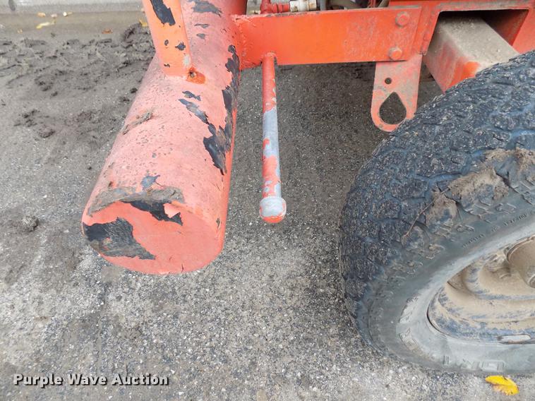 image for item DD3471 Waldon Sweepmaster broom