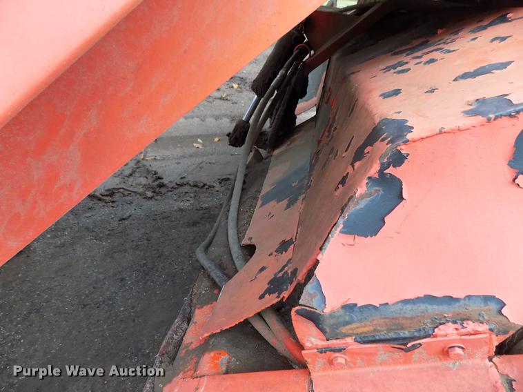 image for item DD3471 Waldon Sweepmaster broom