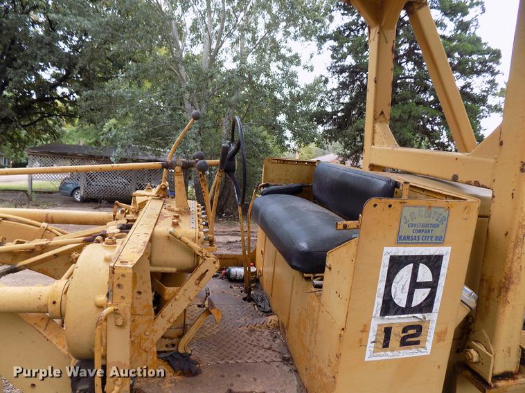 image for item DD3472 1964 Caterpillar 12E rigid frame motor grader