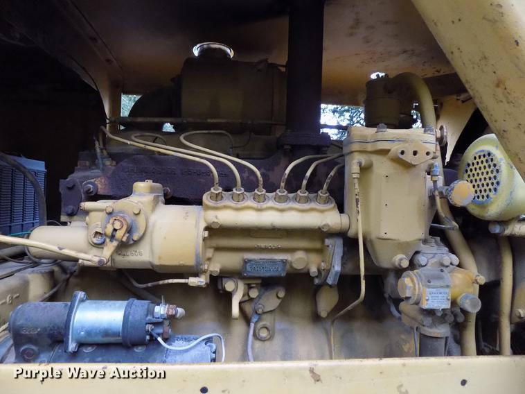 image for item DD3472 1964 Caterpillar 12E rigid frame motor grader