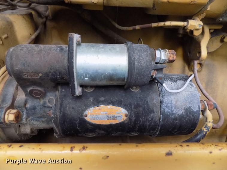 image for item DD3472 1964 Caterpillar 12E rigid frame motor grader