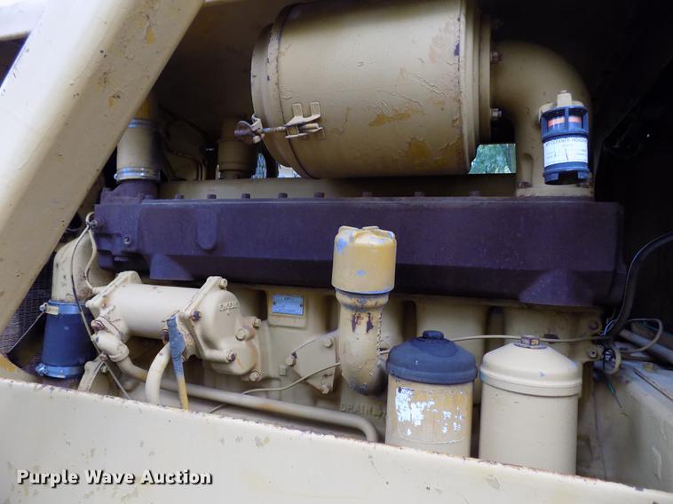 image for item DD3472 1964 Caterpillar 12E rigid frame motor grader