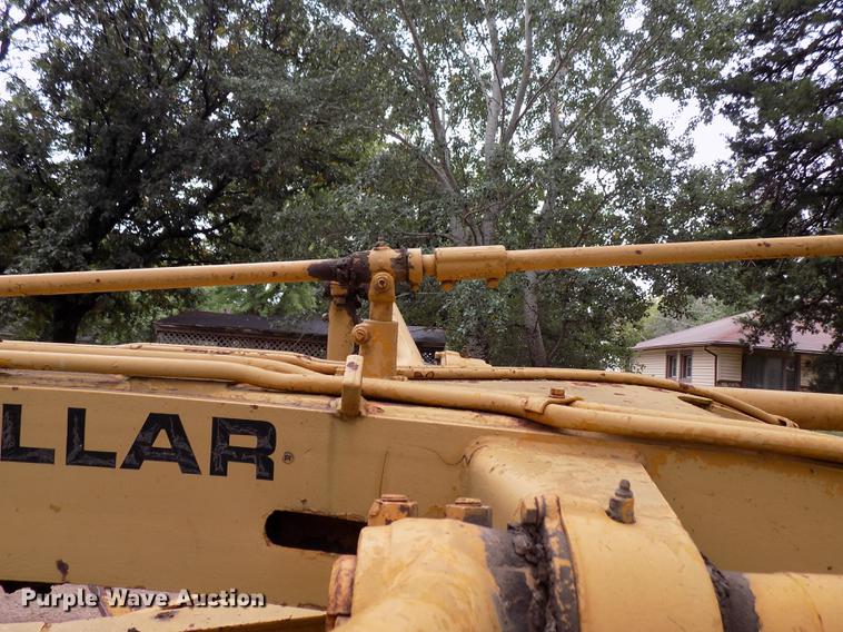 image for item DD3472 1964 Caterpillar 12E rigid frame motor grader