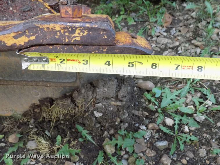 image for item DD3472 1964 Caterpillar 12E rigid frame motor grader