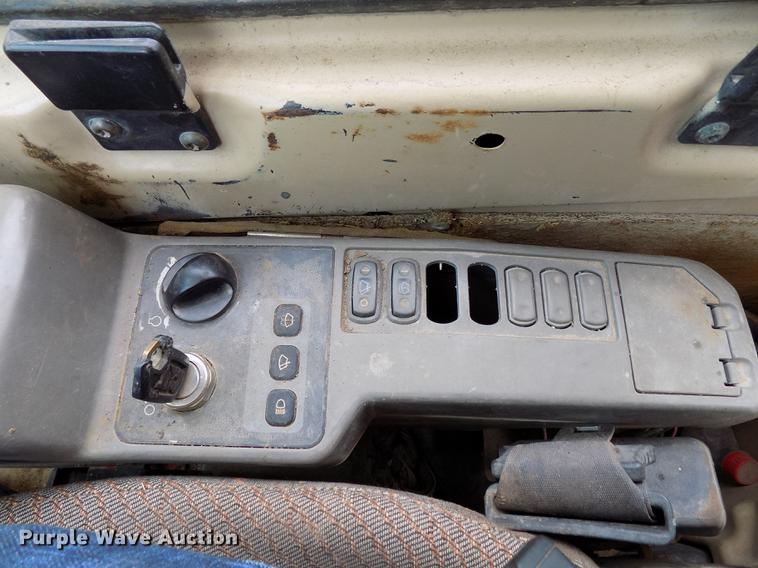 image for item DD3473 1998 Caterpillar 315BL excavator