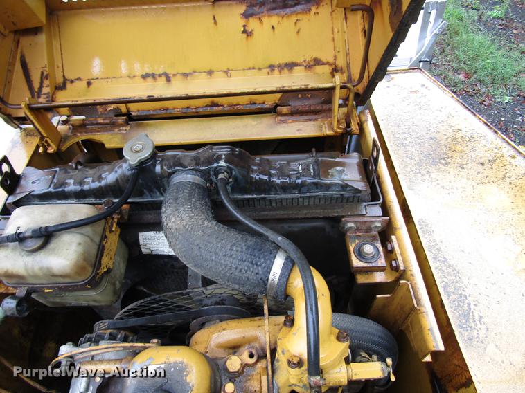 image for item DD4390 1987 Komatsu PC200LC-3 excavator