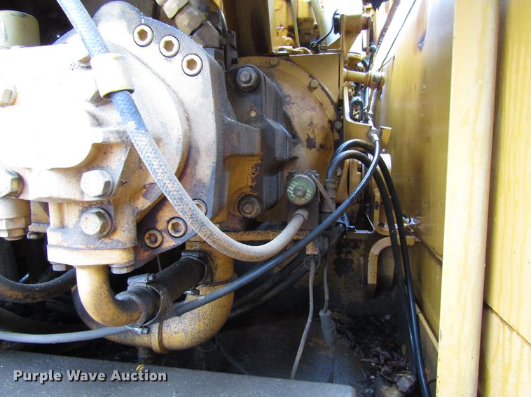 image for item DD4390 1987 Komatsu PC200LC-3 excavator