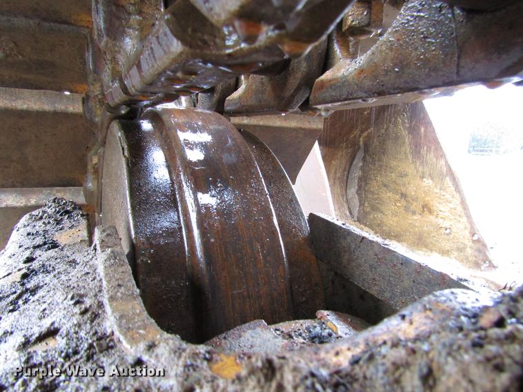 image for item DD4390 1987 Komatsu PC200LC-3 excavator