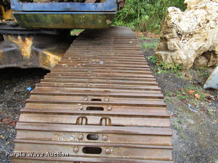 image for item DD4390 1987 Komatsu PC200LC-3 excavator