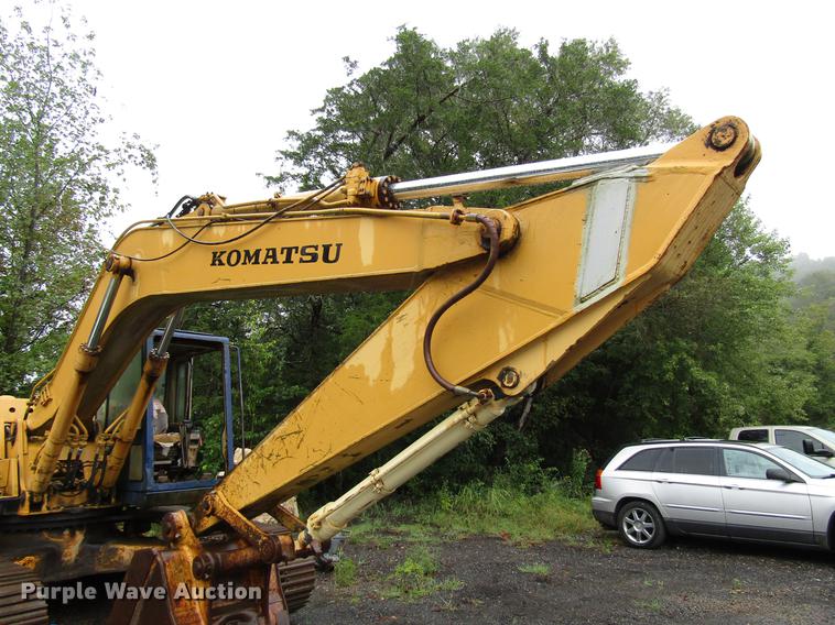 image for item DD4390 1987 Komatsu PC200LC-3 excavator