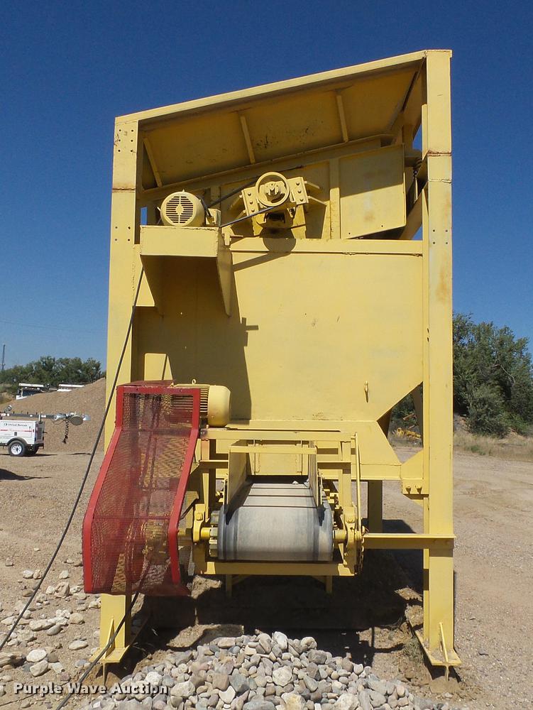 image for item DD5908 Cedarapids double deck grizzly screen