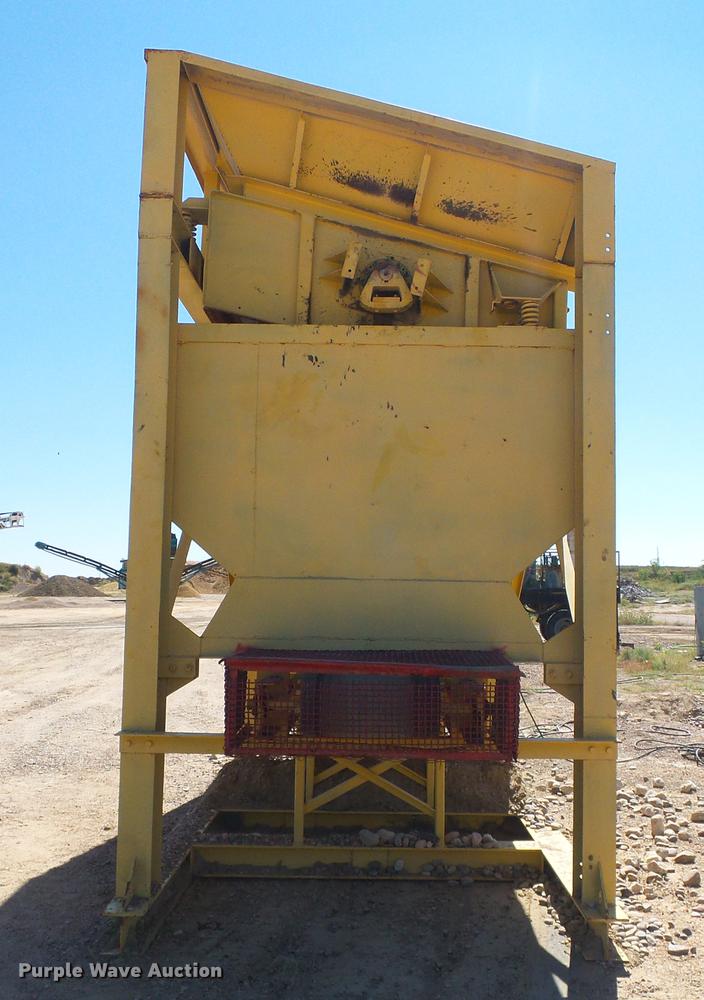 image for item DD5908 Cedarapids double deck grizzly screen