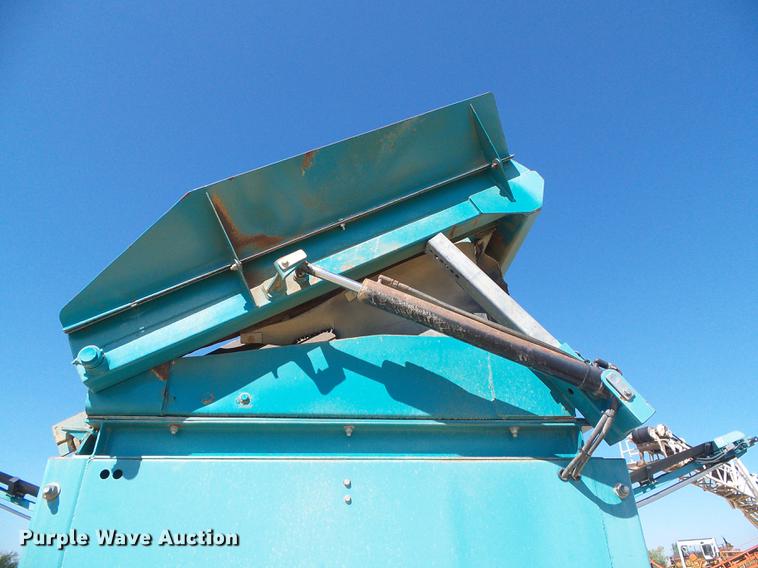 image for item DD5909 2006 Powerscreen Chieftain 2100 screening plant
