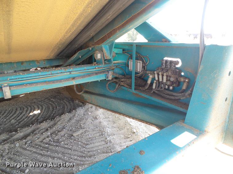 image for item DD5909 2006 Powerscreen Chieftain 2100 screening plant