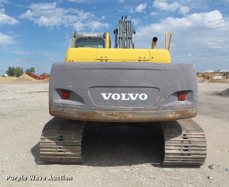 image for item DD5912 2002 Volvo EC210B excavator