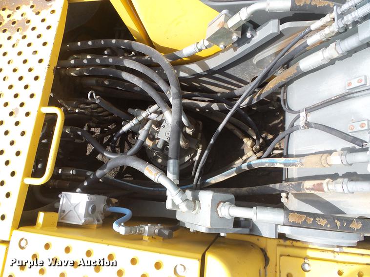 image for item DD5912 2002 Volvo EC210B excavator