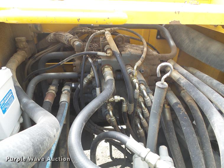 image for item DD5912 2002 Volvo EC210B excavator