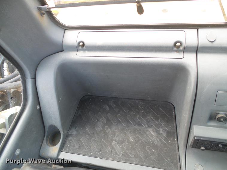 image for item DD5912 2002 Volvo EC210B excavator