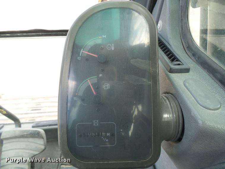 image for item DD5912 2002 Volvo EC210B excavator