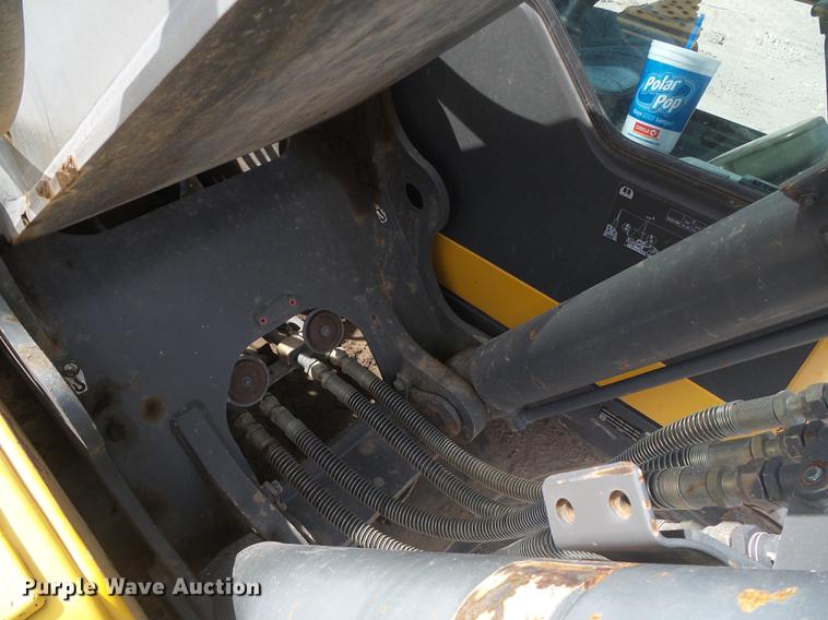 image for item DD5912 2002 Volvo EC210B excavator