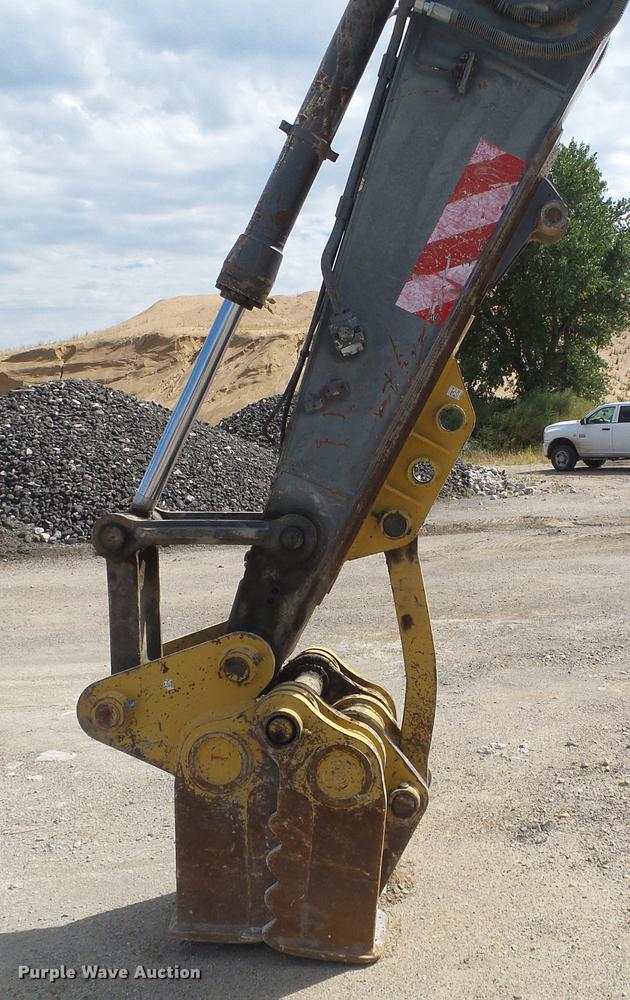 image for item DD5912 2002 Volvo EC210B excavator