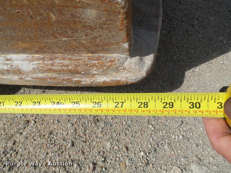 image for item DD5912 2002 Volvo EC210B excavator