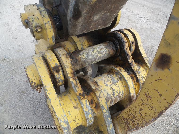 image for item DD5912 2002 Volvo EC210B excavator