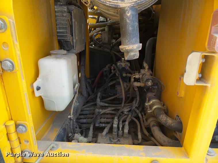 image for item DD5912 2002 Volvo EC210B excavator