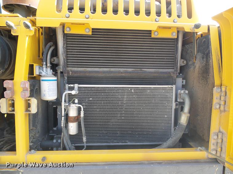 image for item DD5912 2002 Volvo EC210B excavator