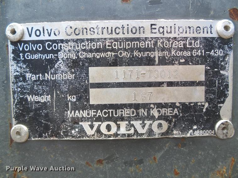 image for item DD5913 2003 Badger Volvo EC210B bucket