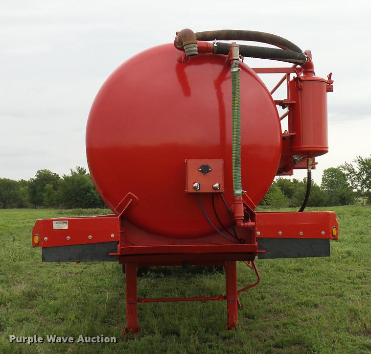 image for item DD5925 2014 Dragon 150BBL vacuum tank trailer