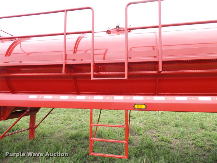 image for item DD5925 2014 Dragon 150BBL vacuum tank trailer