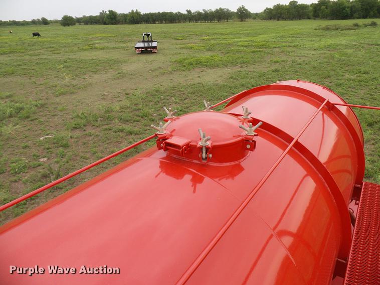 image for item DD5925 2014 Dragon 150BBL vacuum tank trailer