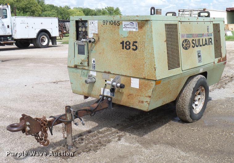 image for item DD5933 Sullair 185H air compressor