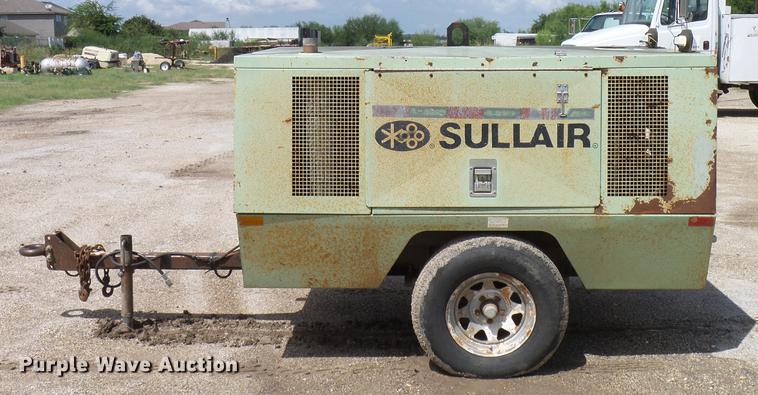 image for item DD5933 Sullair 185H air compressor