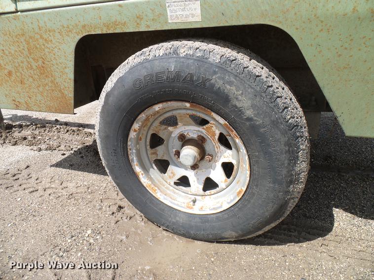 image for item DD5933 Sullair 185H air compressor