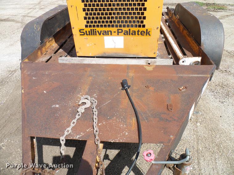 image for item DD5934 1989 Sullivan Palatek D21D air compressor
