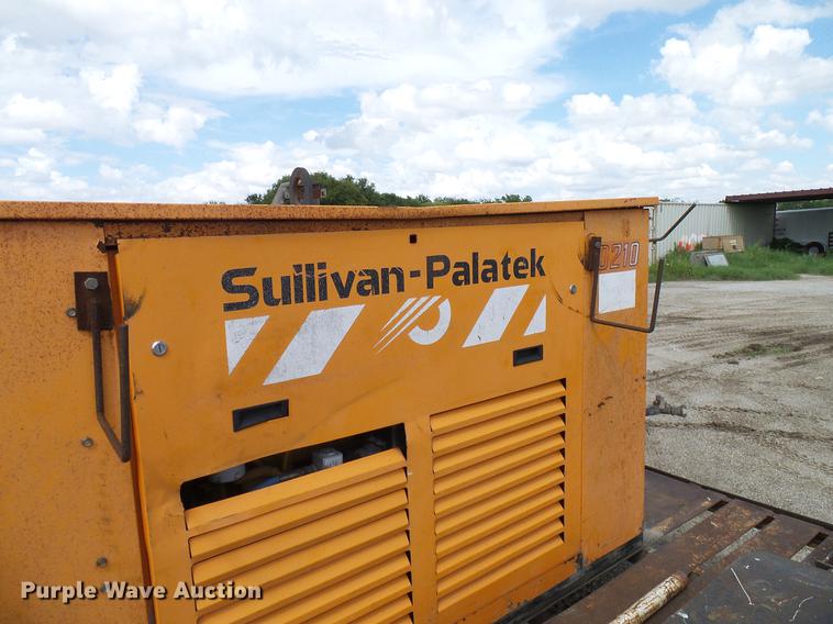image for item DD5934 1989 Sullivan Palatek D21D air compressor